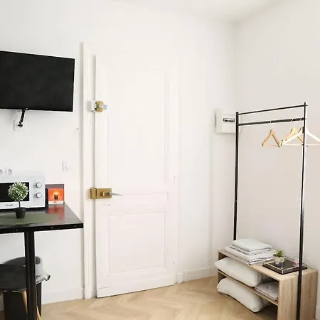 Studio De Standing Avec Salle De Sport